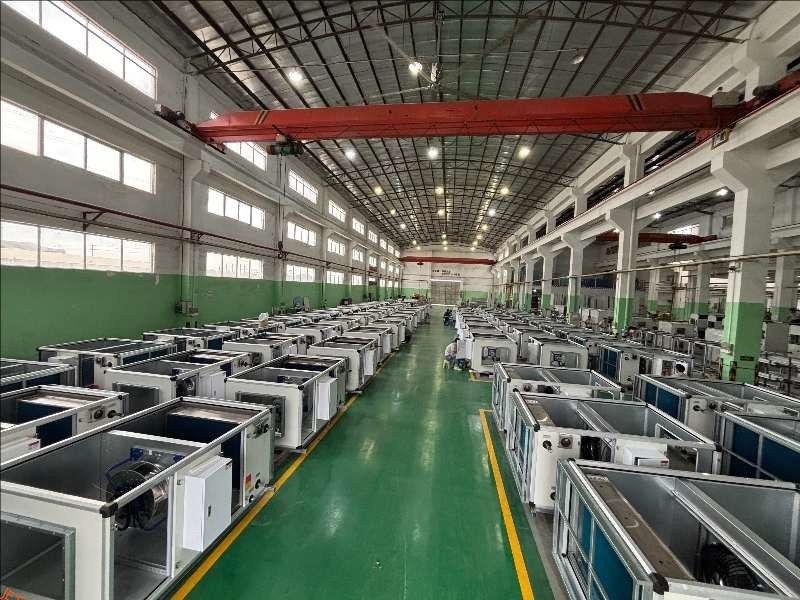Sistema de refrigeração de fluxo de ar para edifícios industriais